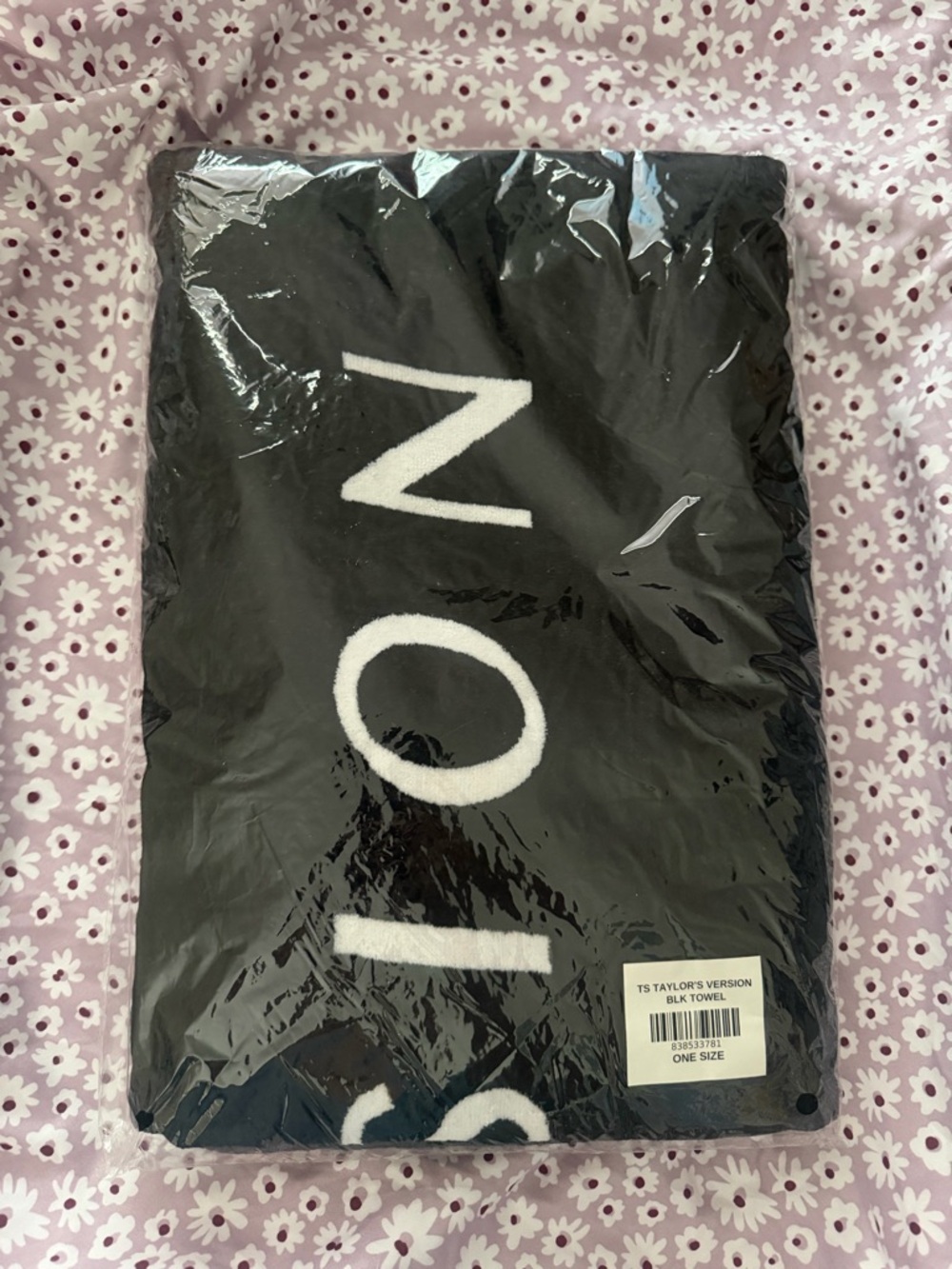 Taylor Swift Black and White '1989' Beach Towel